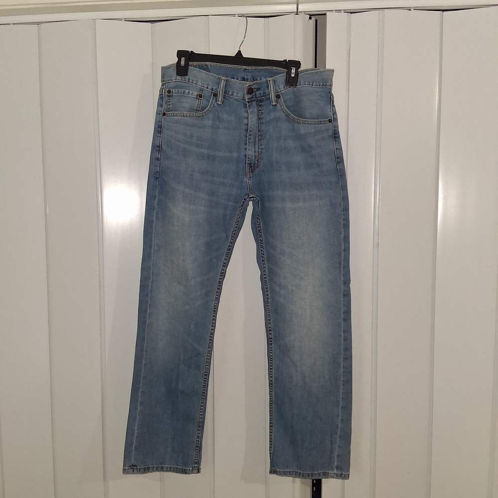 Levi's Classic Blue Straight Jeans